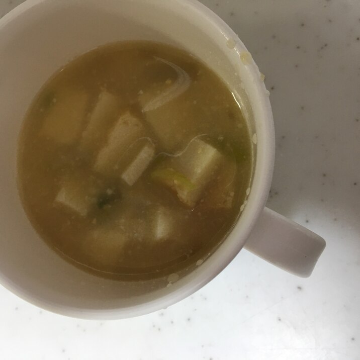 離乳食完了期☆厚揚げ豆腐と大根のお味噌汁☆